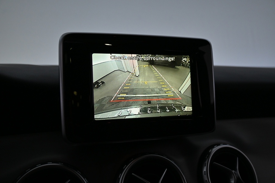 Mercedes-Benz GLA vaihtoauto