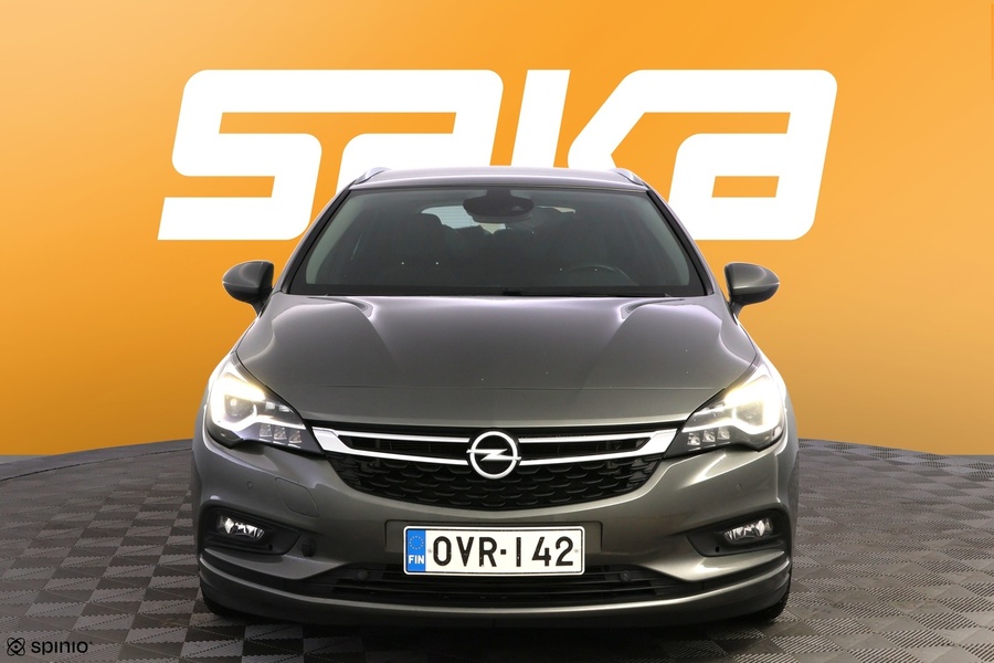 Opel Astra vaihtoauto