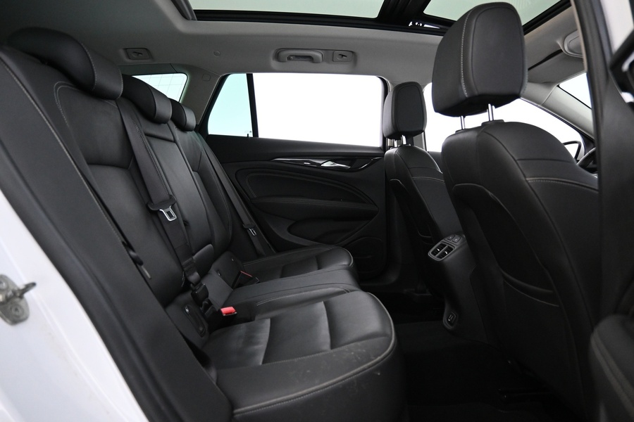 Opel Insignia vaihtoauto