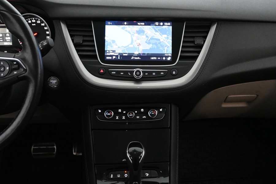 Opel Grandland X vaihtoauto