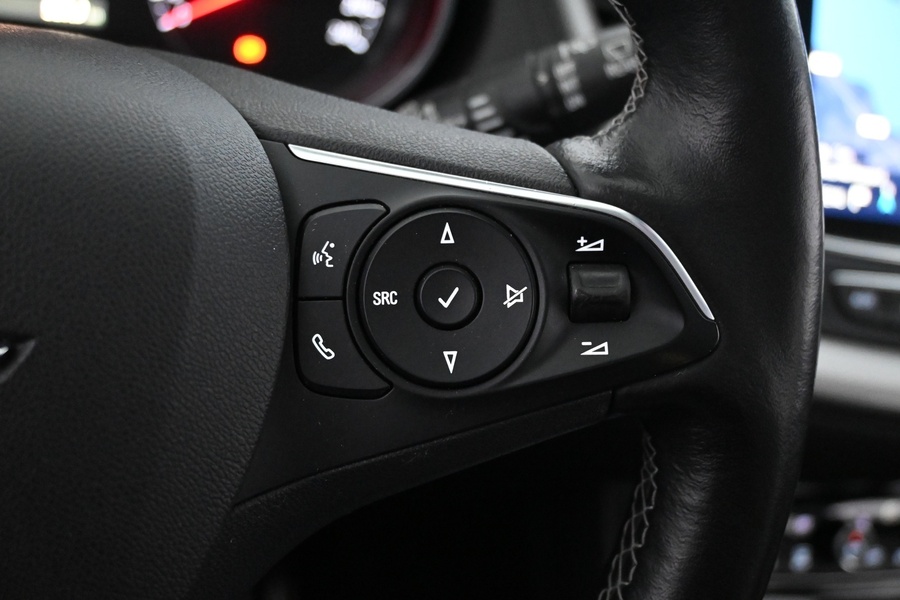 Opel Grandland X vaihtoauto