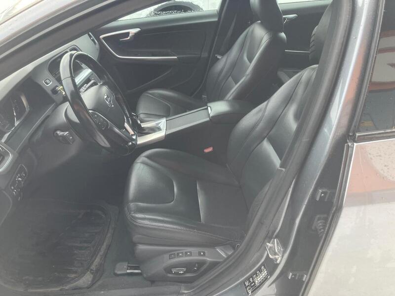 Volvo V60 Cross Country vaihtoauto