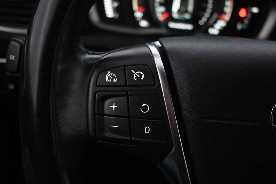 Volvo V60 Cross Country vaihtoauto