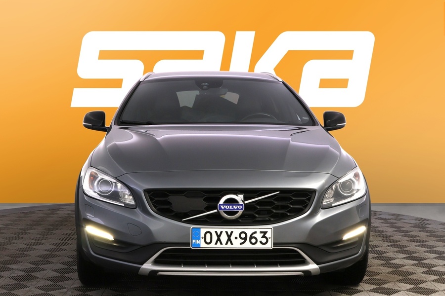 Volvo V60 Cross Country vaihtoauto