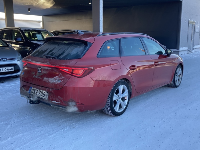 SEAT Leon Sportstourer vaihtoauto