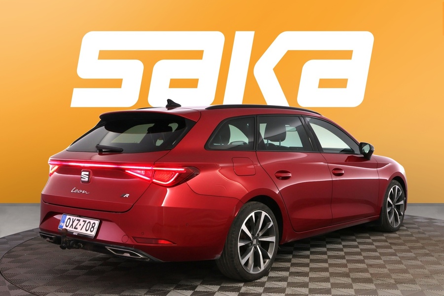 SEAT Leon Sportstourer vaihtoauto