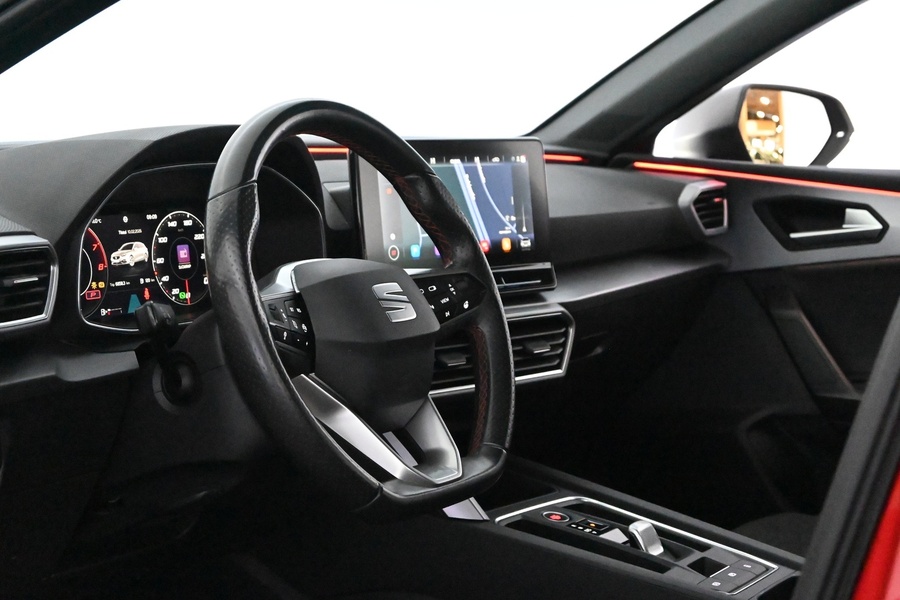 SEAT Leon Sportstourer vaihtoauto