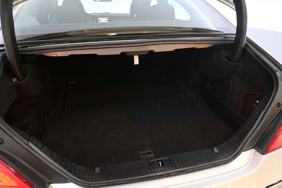 Mercedes-Benz CLS vaihtoauto