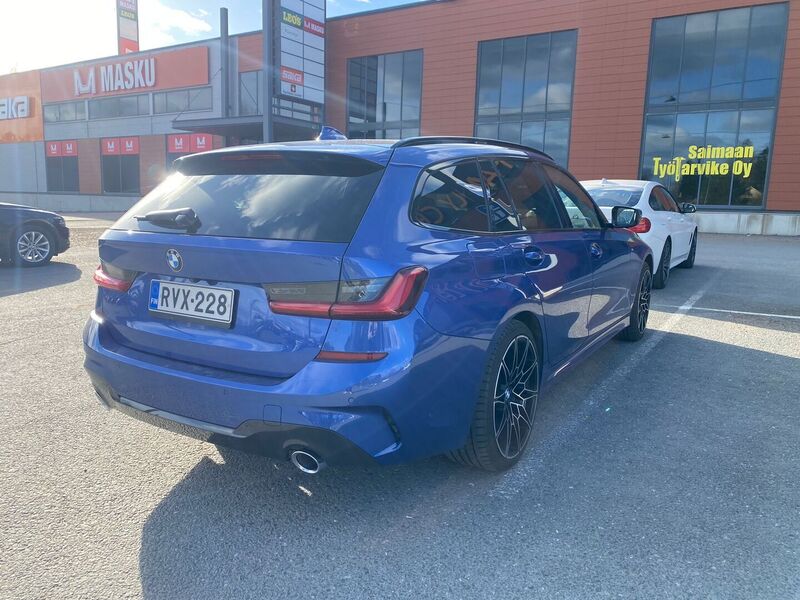 BMW 330 vaihtoauto