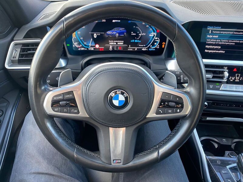 BMW 330 vaihtoauto