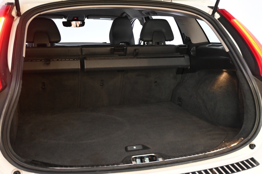 Volvo V60 Cross Country vaihtoauto