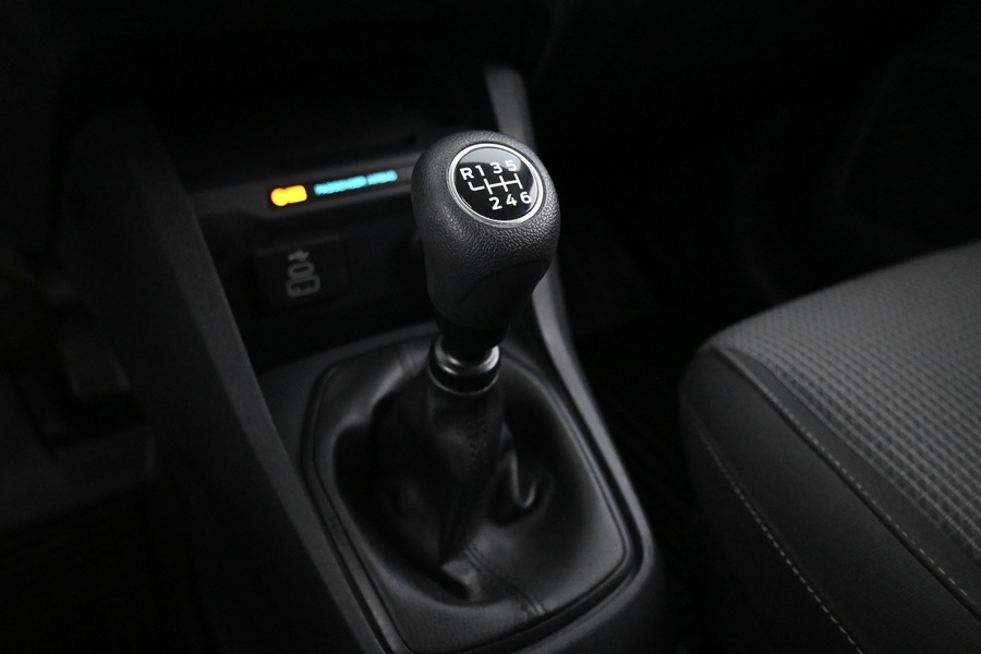 Ford Transit Courier vaihtoauto