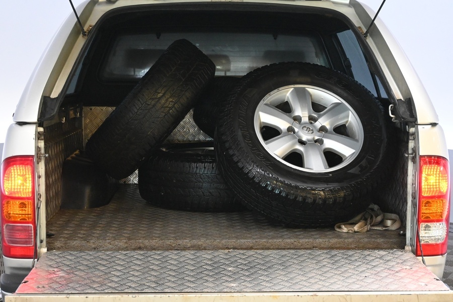 Toyota Hilux vaihtoauto