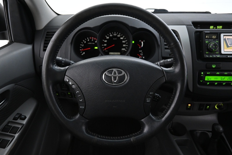 Toyota Hilux vaihtoauto
