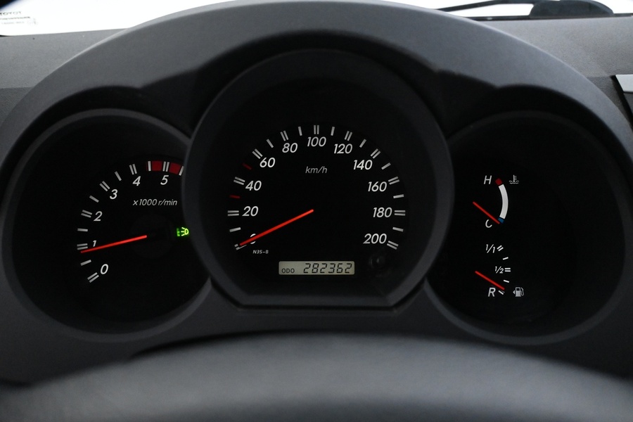 Toyota Hilux vaihtoauto