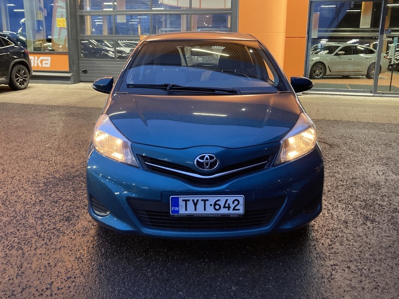 Toyota Yaris vaihtoauto