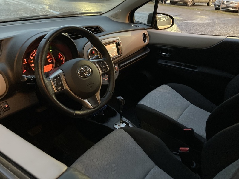 Toyota Yaris vaihtoauto