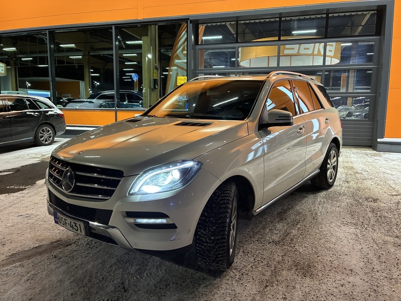 Mercedes-Benz ML vaihtoauto