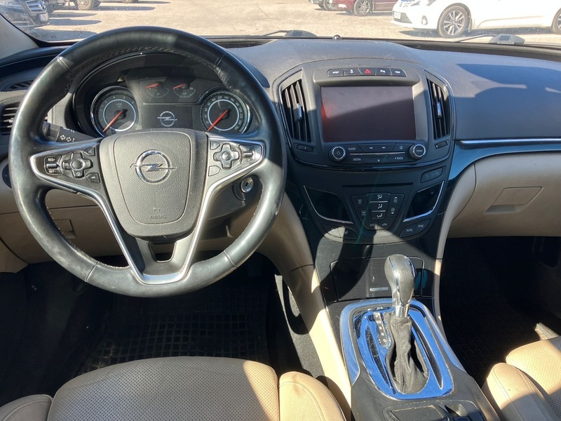 Opel Insignia vaihtoauto