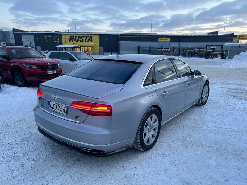 Audi A8 vaihtoauto