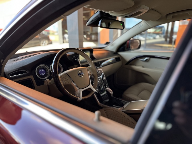 Volvo XC70 vaihtoauto