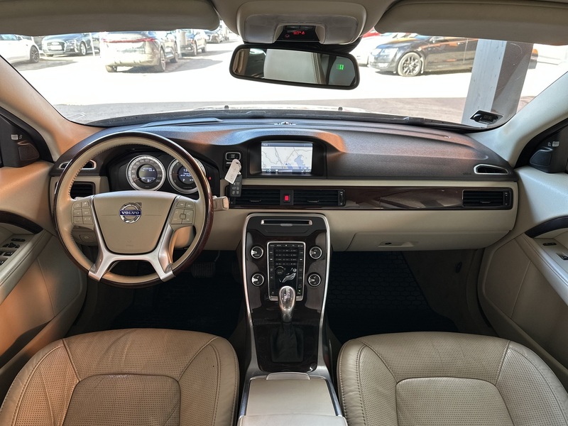 Volvo XC70 vaihtoauto