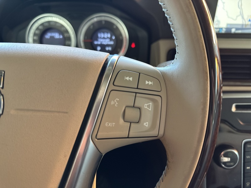 Volvo XC70 vaihtoauto