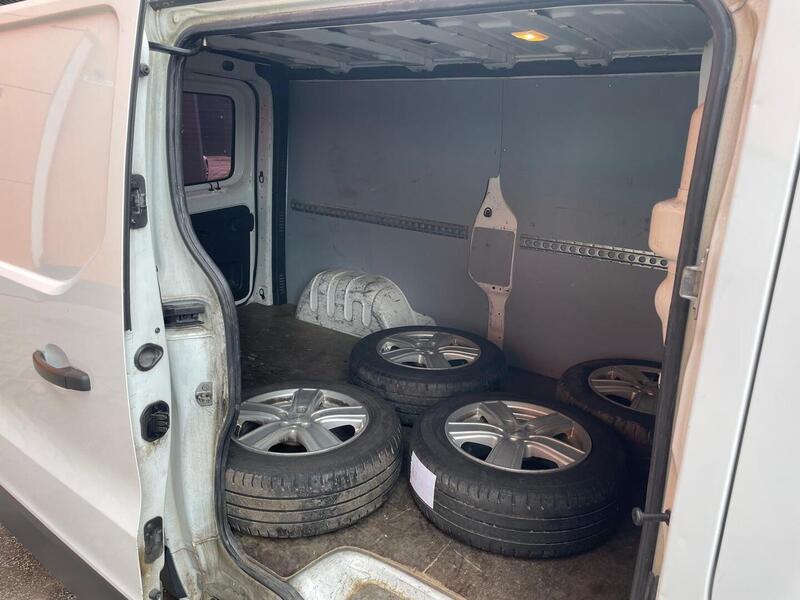 Renault Trafic vaihtoauto