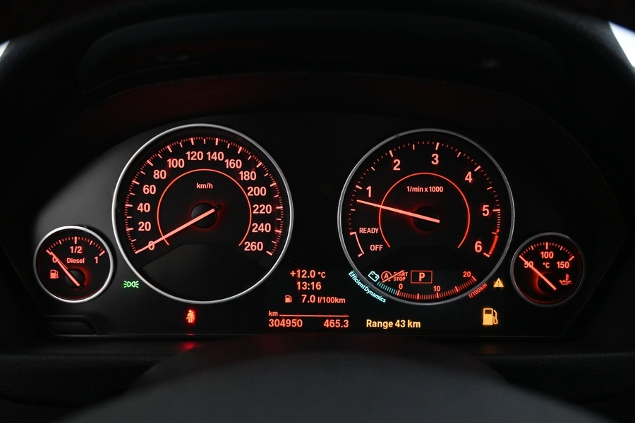 BMW 330 vaihtoauto