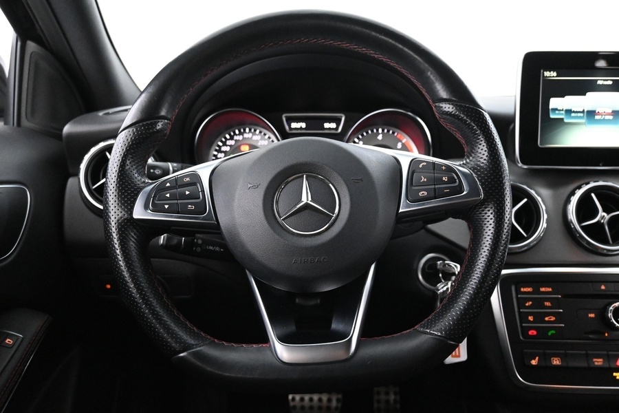 Mercedes-Benz GLA vaihtoauto