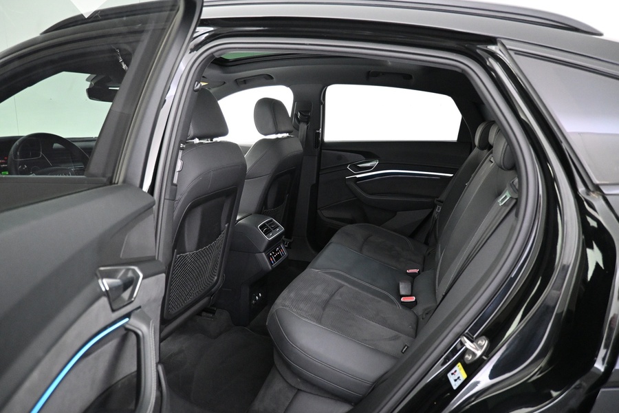 Audi Q8 e-tron vaihtoauto