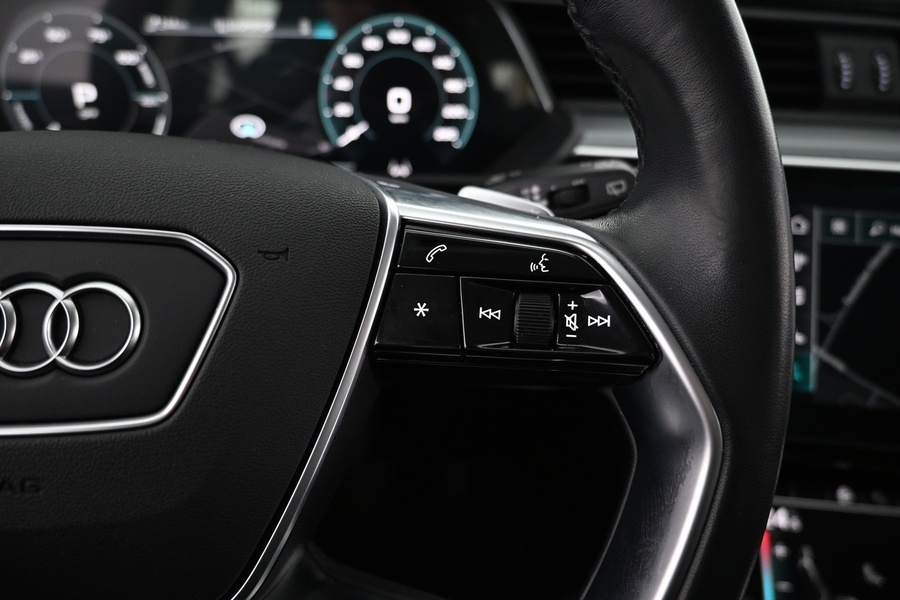 Audi e-tron vaihtoauto