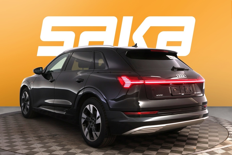 Audi e-tron vaihtoauto