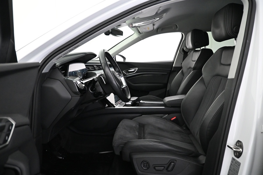 Audi Q8 e-tron vaihtoauto