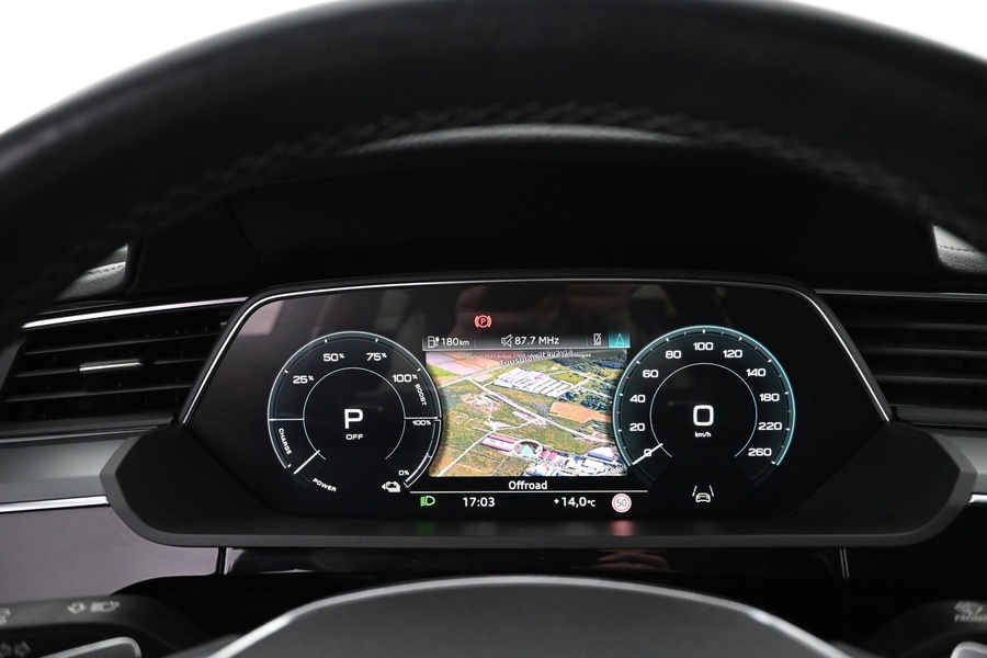 Audi Q8 e-tron vaihtoauto