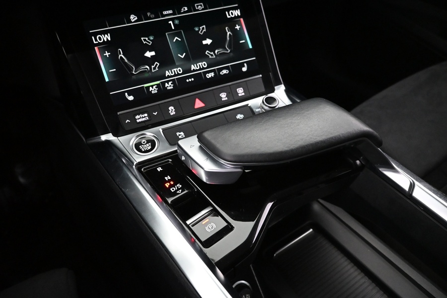 Audi Q8 e-tron vaihtoauto