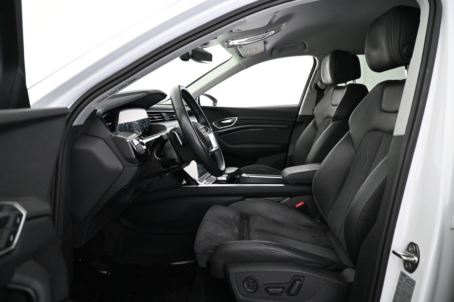 Audi Q8 e-tron vaihtoauto