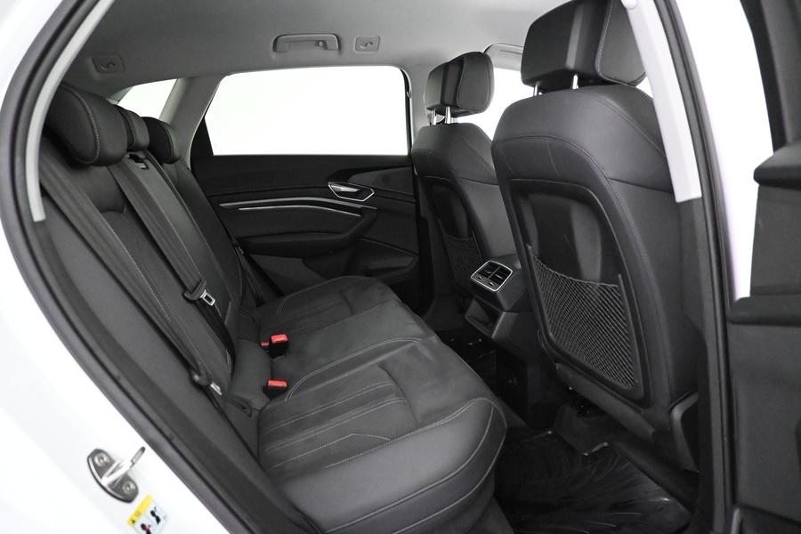 Audi Q8 e-tron vaihtoauto