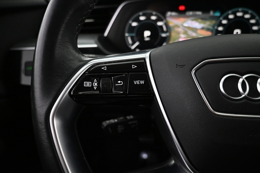 Audi Q8 e-tron vaihtoauto