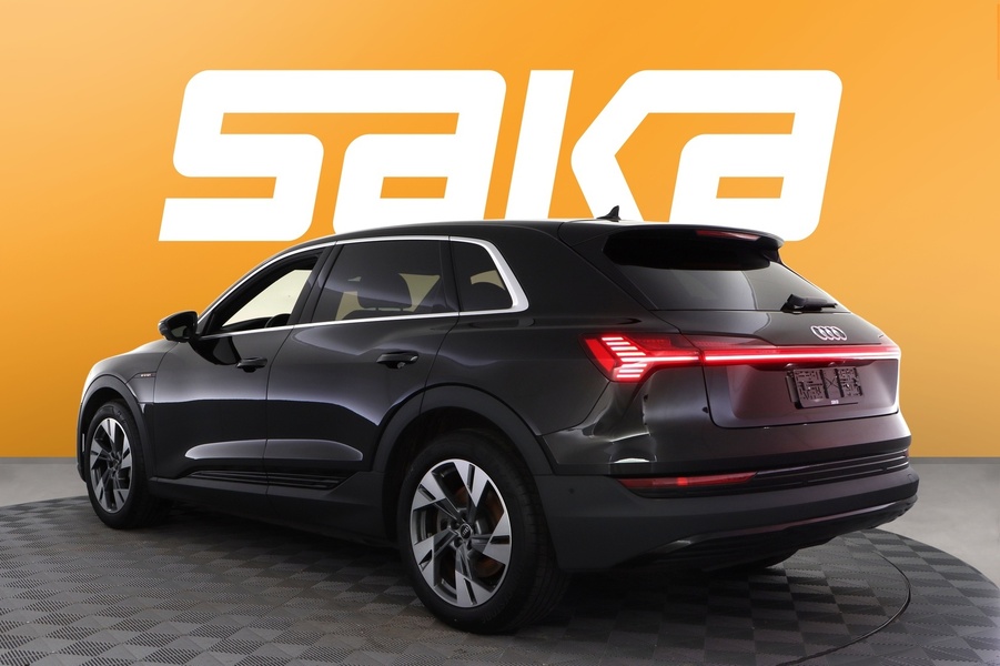 Audi e-tron vaihtoauto