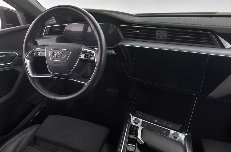 Audi e-tron vaihtoauto