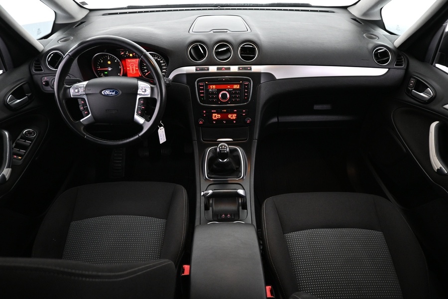 Ford Galaxy vaihtoauto