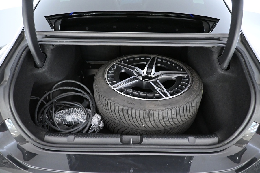 Mercedes-Benz EQE vaihtoauto