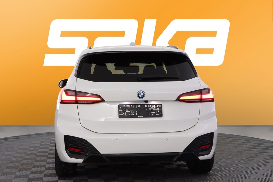 BMW 225 vaihtoauto