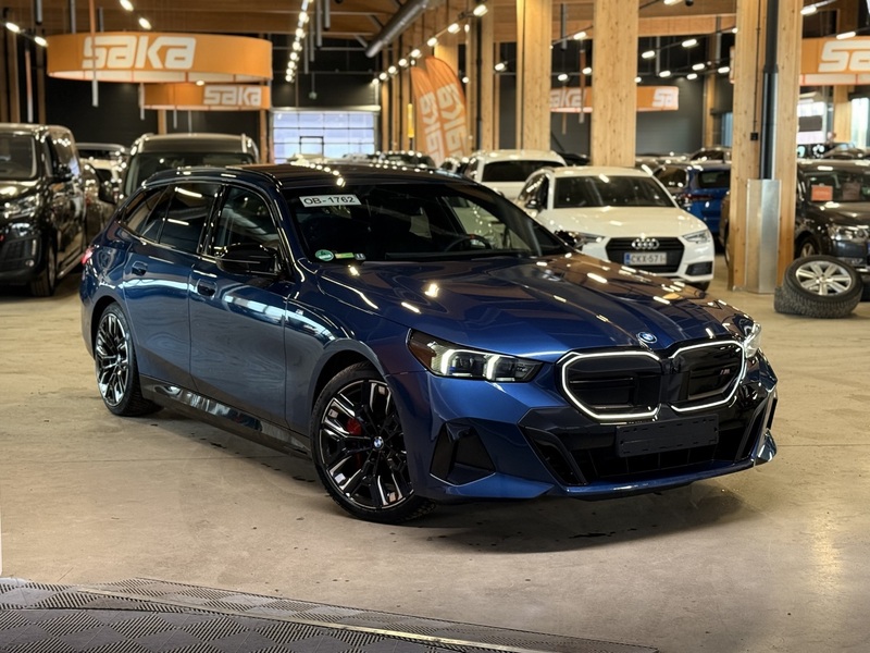 BMW i5 M60 vaihtoauto