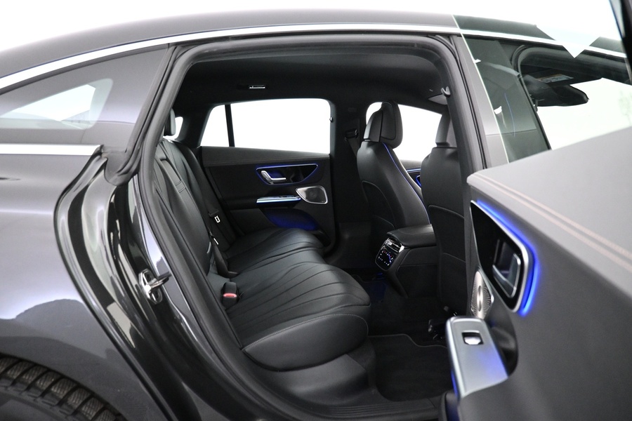 Mercedes-Benz EQE vaihtoauto