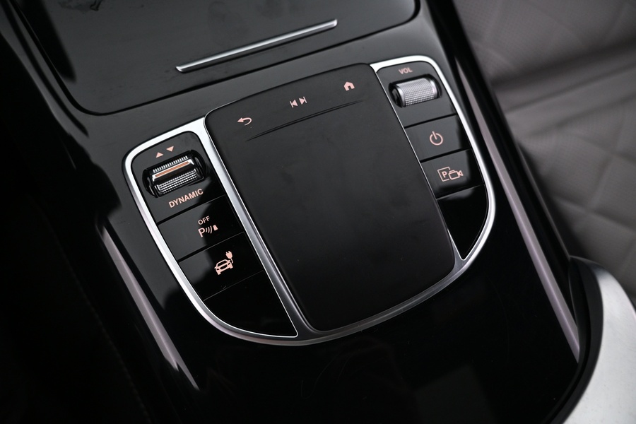 Mercedes-Benz EQC vaihtoauto