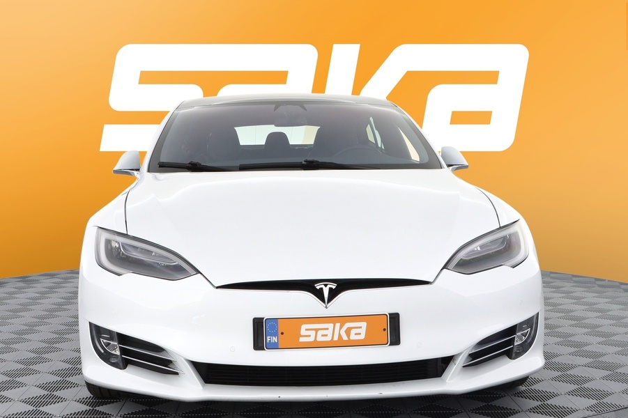 Tesla Model S vaihtoauto