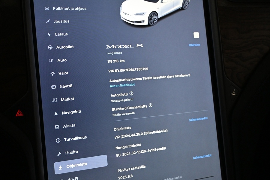 Tesla Model S vaihtoauto