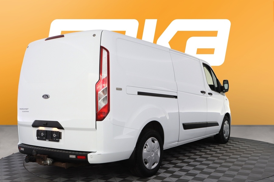 Ford Transit Custom vaihtoauto